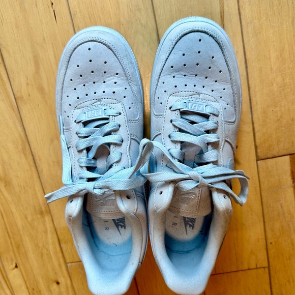 Nike Air Force 1 - Picture 3 of 3